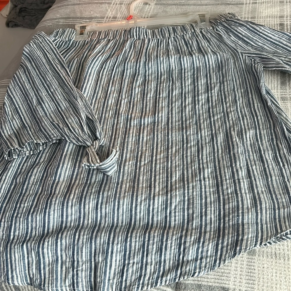 Shoulder blouse, casual, blue and white stripes